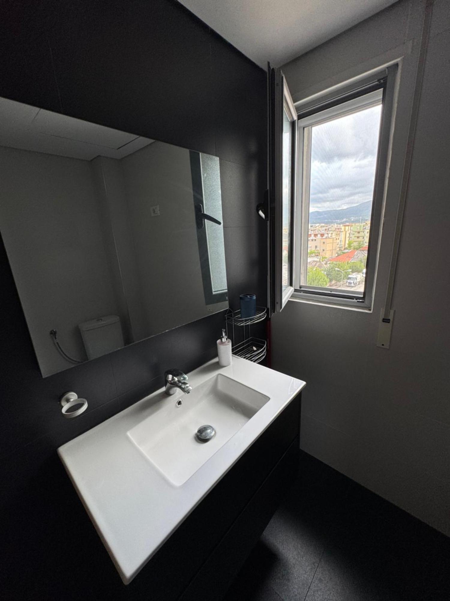 Mountain Meets Sea-Spectacular View In Orikum Apartment Esterno foto